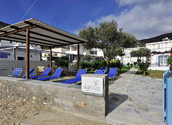 Stay in Sifnos by the sea