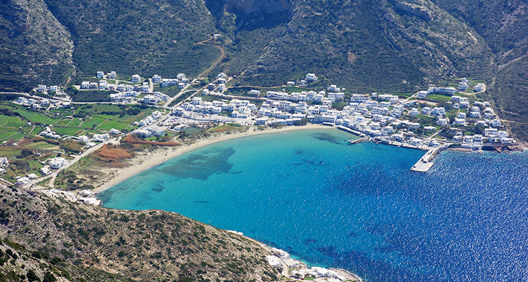 Panoramautsikt över Kamares i Sifnos